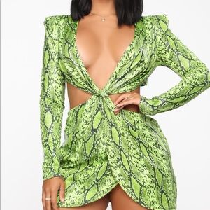 FASHION NOVA - Deadly Gossip Snake Knot Mini Dress